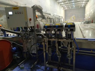 祝賀我公司完成南通振華重工機器人3K噴涂系統安裝調試并驗收